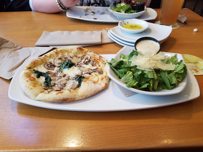 California Pizza Kitchen at Short Pump