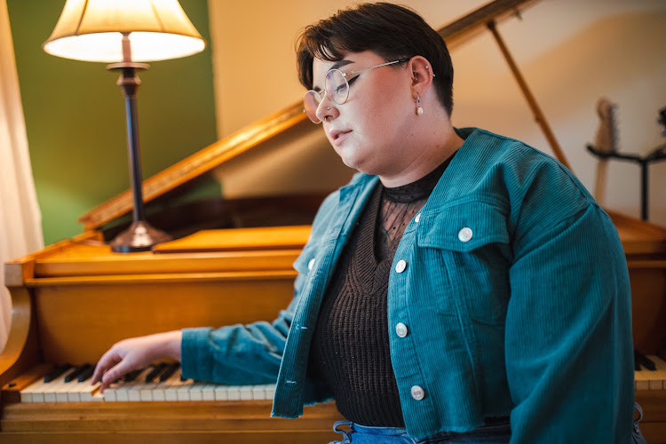 Ty Duong | Trans Voice & Music Lessons