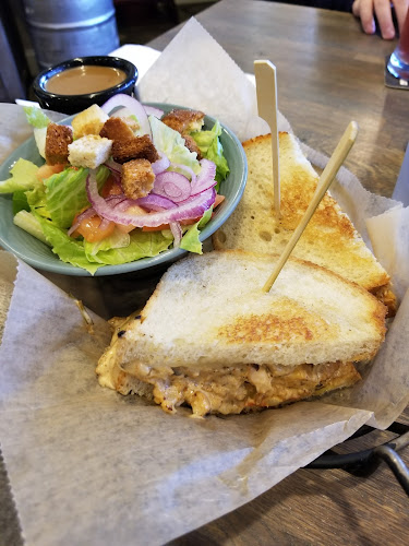 Full On Craft Eats & Drinks