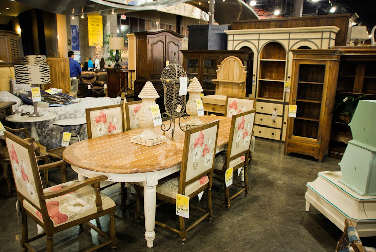 The Dump Furniture Outlet