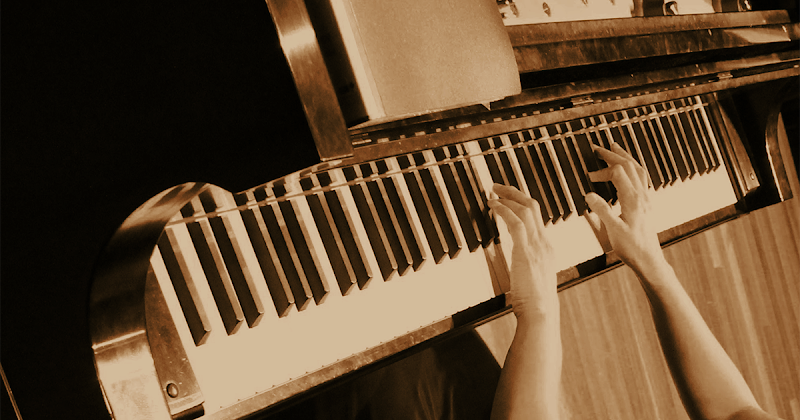 Lo’s Piano Studio